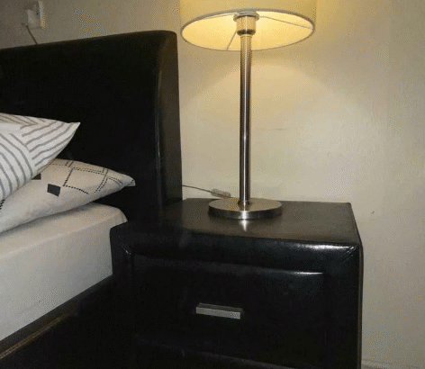 Bedroom set 3 pieces for sale