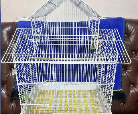 Bird cage like new condition for sale