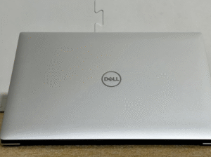 DELL XPS 9570 FULL HD CORE i7 8th Gen For Sale