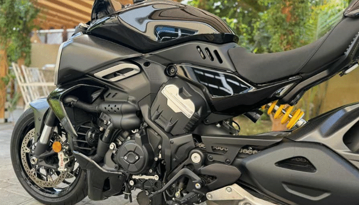 Ducati Diavel 2023 V4 GCC Under Warranty For Sale