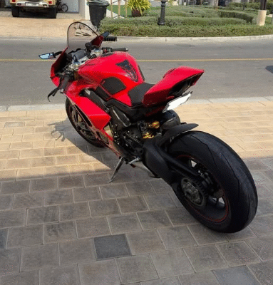 Ducati panigale 2023 GCC for sale