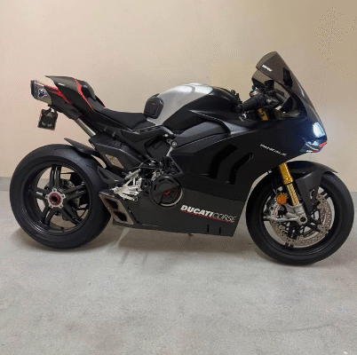 Ducati V4-SP2 2022 GCC For Sale