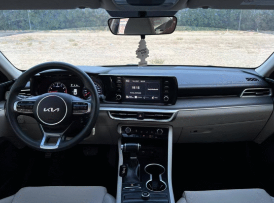 KIA K5 2022 GCC Specs Full Option For Sale