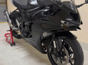 Kawasaki Zx6R 2024 GCC First Owner For Sale