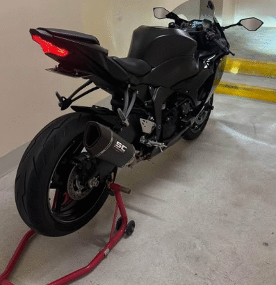 Kawasaki Zx6R 2024 GCC First Owner For Sale