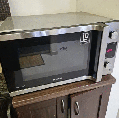 Samsung 45 Liters Microwave For Sale