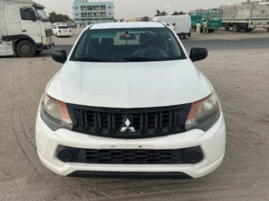 Mitsubishi L200 2018 petrol for sale