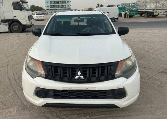 Mitsubishi L200 2018 petrol for sale