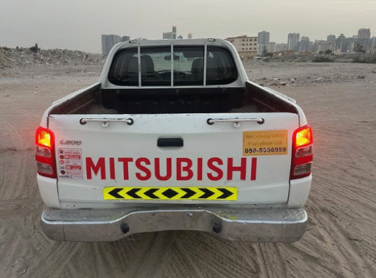 Mitsubishi L200 2018 petrol for sale