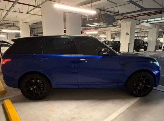 Range Rover sport SVR 2018 Gcc