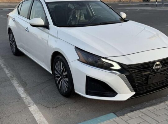 Nissan altima sv 2023 USA imported