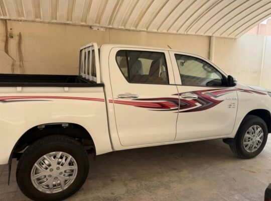 Toyota Hilux 4×4 diesel 2023 Gcc