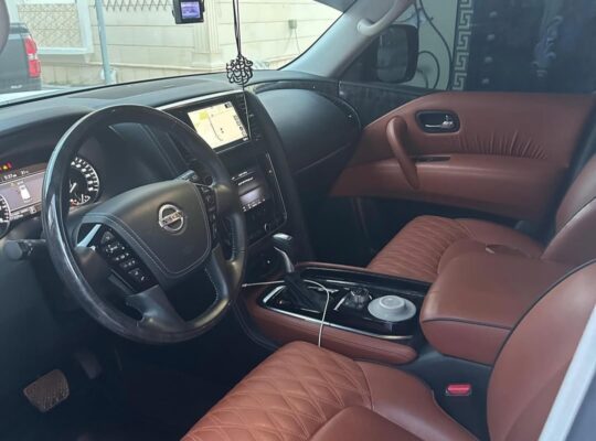 Nissan patrol platinum 2021 Gcc full option