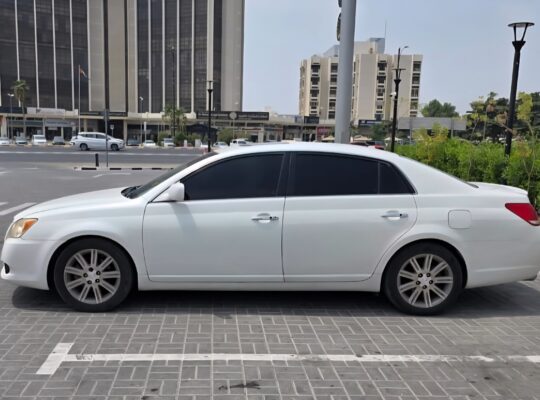 Toyota Avalon limited 2009 Gcc