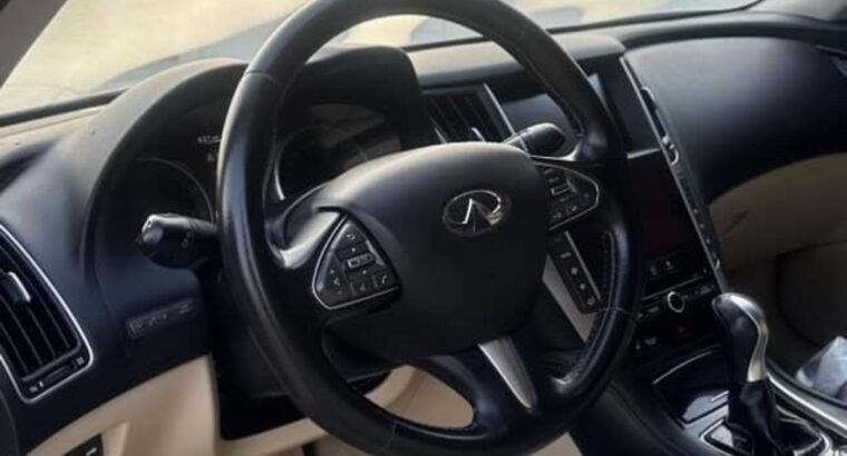 Infiniti Q50 2014 in good condition Gcc