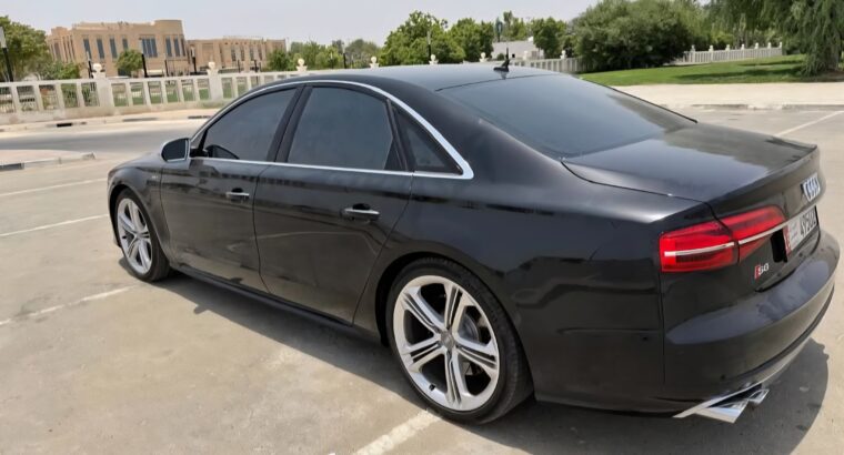 Audi S8 fully loaded 2015 Gcc in good condition