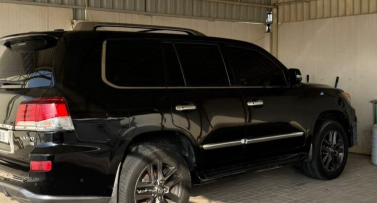 Lexus LX570 full option 2013 Gcc