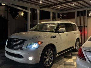 Infiniti QX80 full option 2014 USA imported