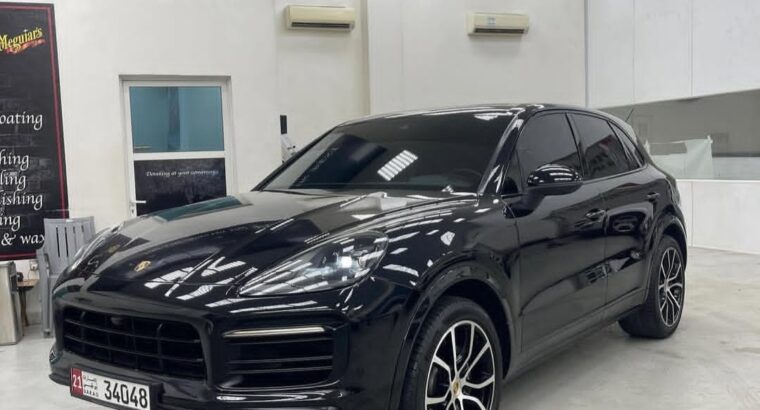 Porsche Cayenne 2019 Gcc in perfect condition