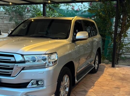 Toyota Land cruiser GXR 2018 Gcc