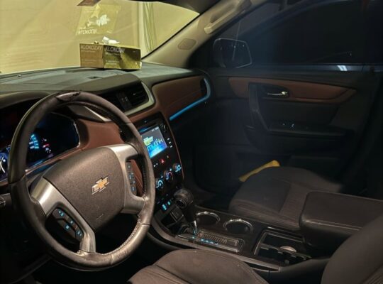 Chevrolet Traverse full option 2015 Gcc