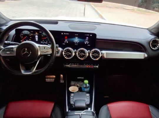 Mercedes GLB250 full option 4matic 2022