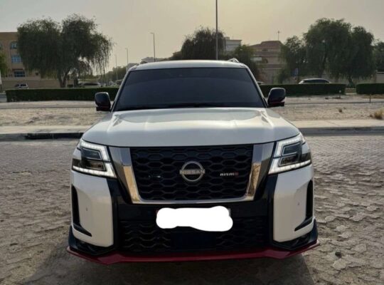 Nissan patrol Nismo 2022 Gcc full option