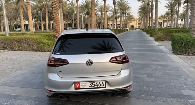 Volkswagen Golf R 2016 Gcc for sale