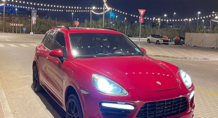 Porsche Cayenne GTS 2013 Gcc