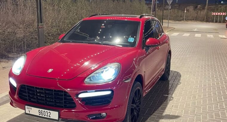 Porsche Cayenne GTS 2013 Gcc