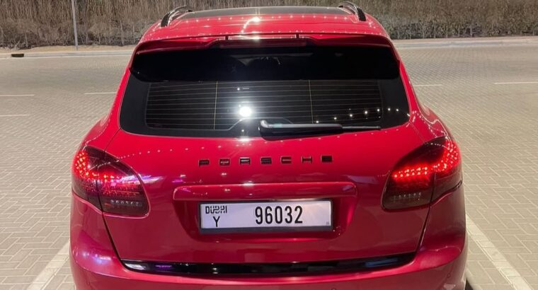 Porsche Cayenne GTS 2013 Gcc