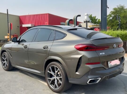 Bmw X6 xdrive40i full option 2022 Gcc