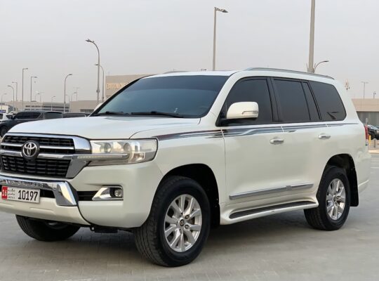 Toyota Land cruiser GXR 2018 Gcc