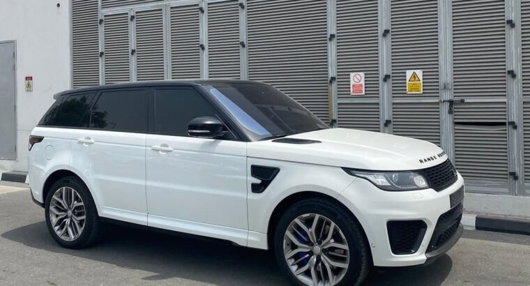 Range Rover sport SVR 2015 Gcc
