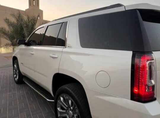 Gmc Youkon Denali 2015 Gcc full option
