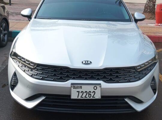 Kia K5 base option 2021 Gcc for sale
