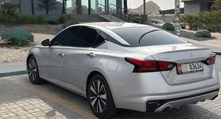 Nissan Altima SV 2020 USA imported