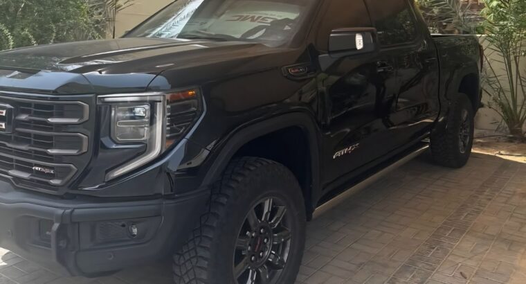 Gmc sierra AT4X 6.2L full option 2022 Gcc