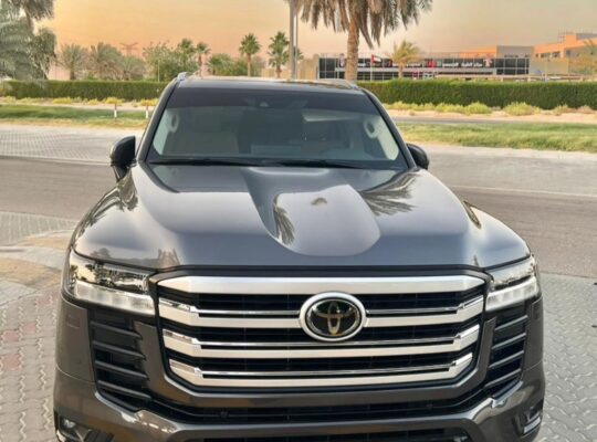 Toyota Land cruiser GXR full option 2022 Gcc