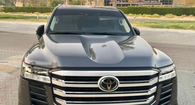 Toyota Land cruiser GXR full option 2022 Gcc