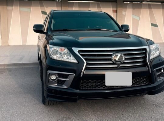 Lexus LX570 full option 2014 Gcc