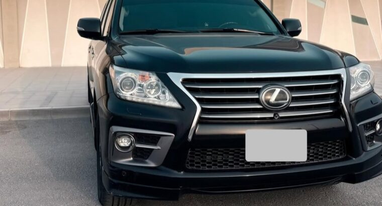 Lexus LX570 full option 2014 Gcc