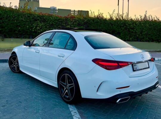 Mercedes C200 AMG premium 2023 Gcc