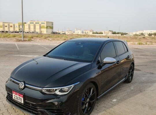 Volkswagen Golf R full option 2023 Gcc
