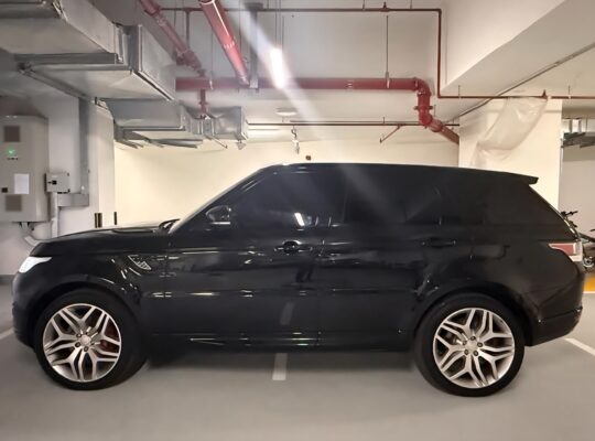 Range Rover sport 2014 Gcc for sale