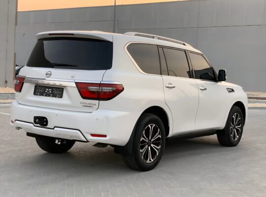 Nissan patrol Titanium 2022 Gcc for sale
