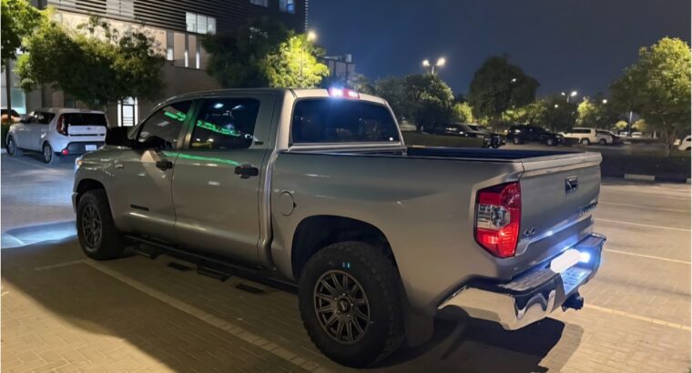 Toyota Tundra SR5 2020 USA imported