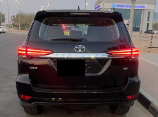 Toyota Fortuner GXR 4.0L full option 2020 Gcc