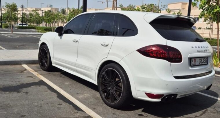 Porsche Cayenne GTS 2014 Gcc for sale