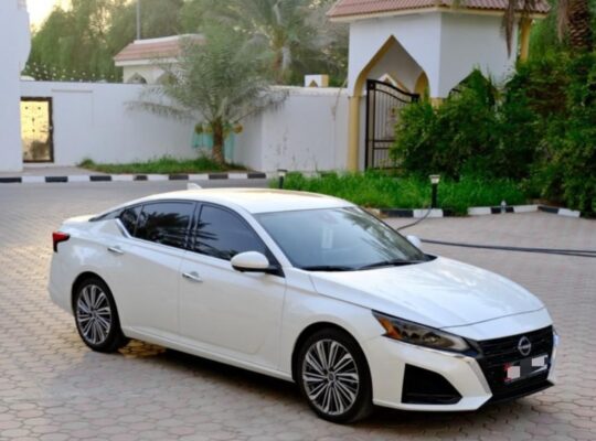 Nissan Altima SL 2024 Gcc fully loaded